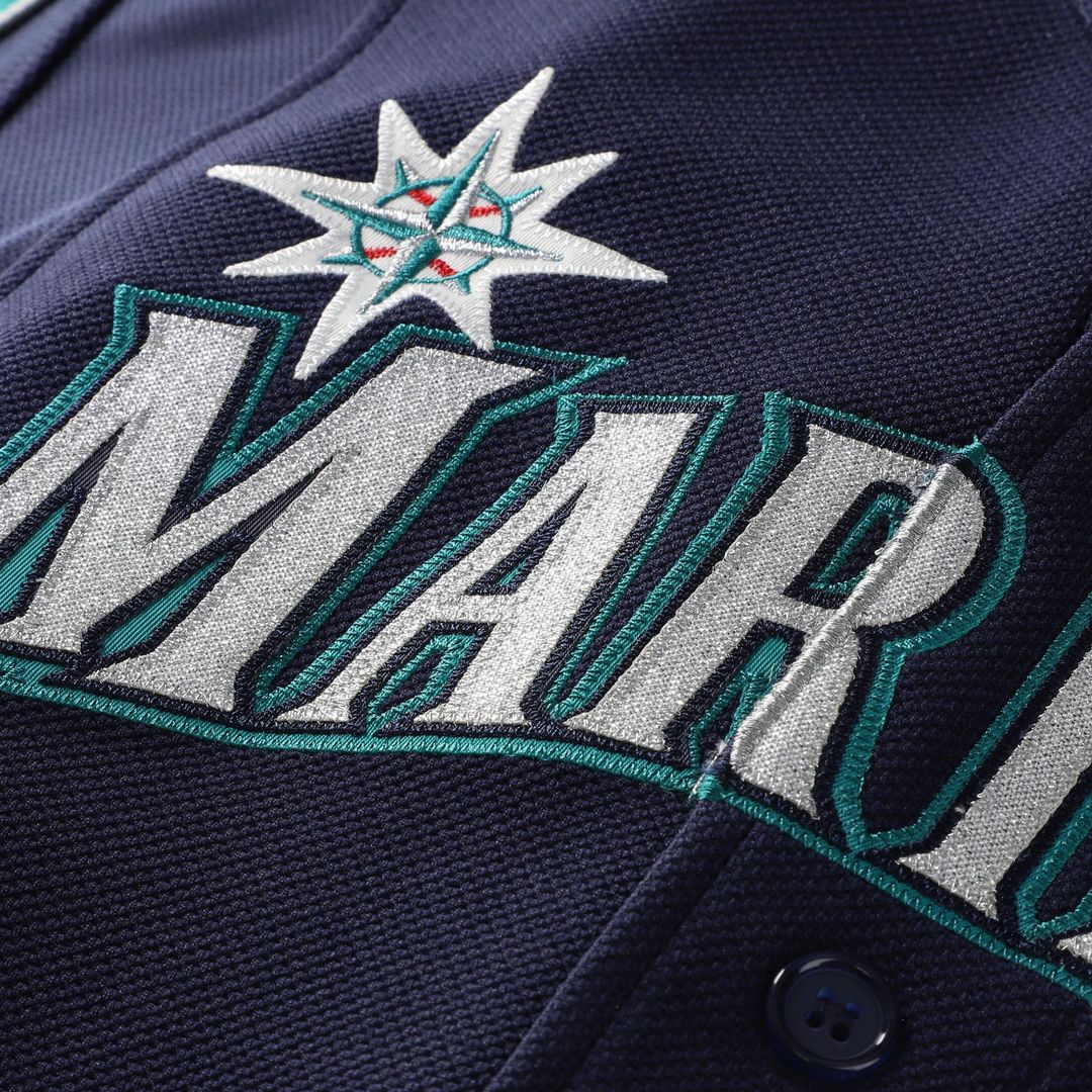 Seattle Mariners Ichiro Suzuki Mitchell & Ness 2006 Cooperstown Mesh Batting Practice Button - Up Jersey - Navy Team Jersey Sports Fan Apparel