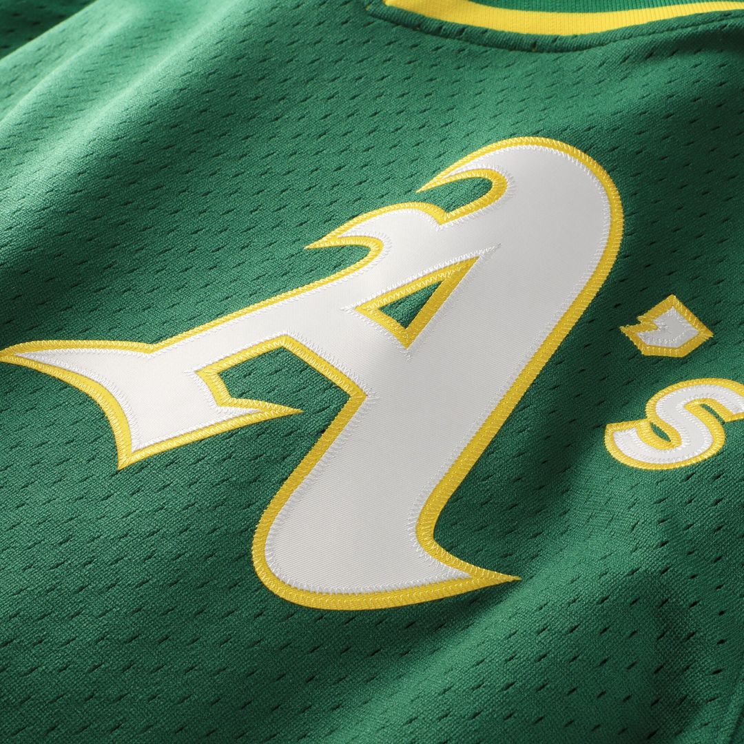 Athletics Rickey Henderson Mitchell & Ness Authentic Batting Practice Jersey - Green Team Jersey Sports Fan Apparel