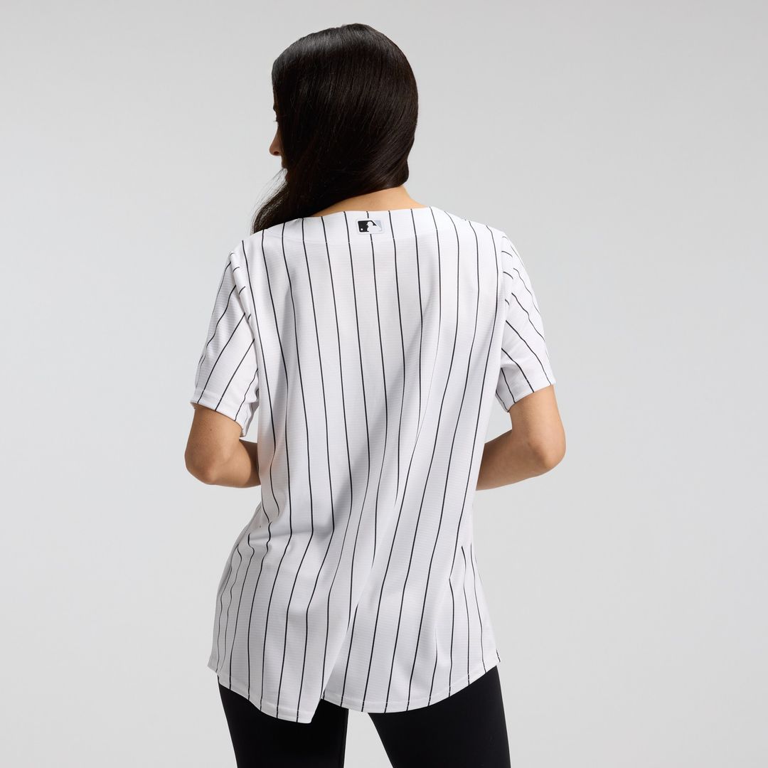 Chicago White Sox Nike Women's Home Replica Team Jersey - White Team Jersey Sports Fan Apparel