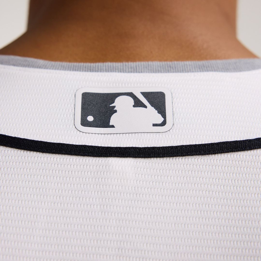 Detroit Tigers Nike Home Replica Jersey - White Team Jersey Sports Fan Apparel