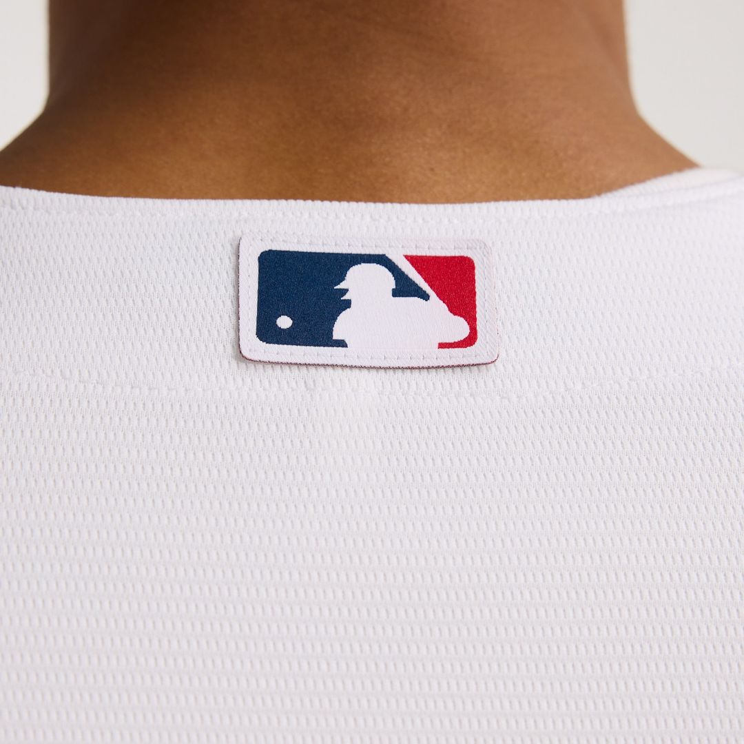Minnesota Twins Nike Road Replica Team Jersey - Gray Team Jersey Sports Fan Apparel