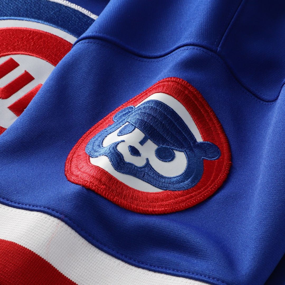 Chicago Cubs Ryne Sandberg 1984 Mitchell & Ness Throwback Authentic Jersey - Royal Team Jersey Sports Fan Apparel