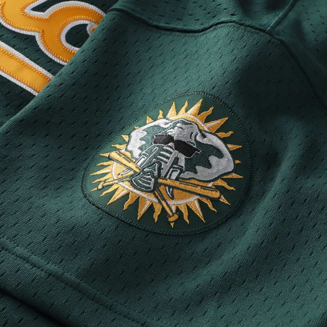 Athletics Rickey Henderson Mitchell & Ness Authentic Batting Practice Jersey - Green Team Jersey Sports Fan Apparel
