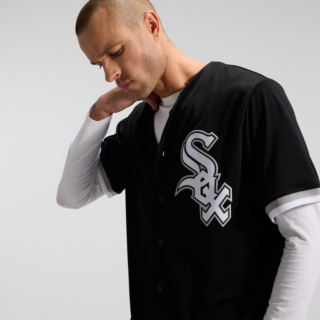 Chicago White Sox Nike Alternate Replica Team Jersey - Black Team Jersey Sports Fan Apparel