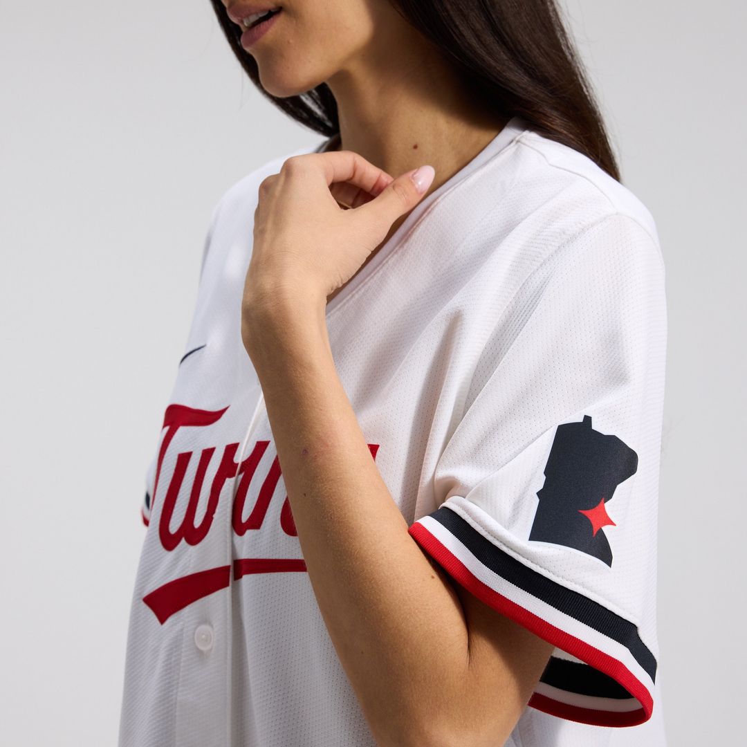 Minnesota Twins Nike Women's Home Limited Jersey - White Team Jersey Sports Fan Apparel